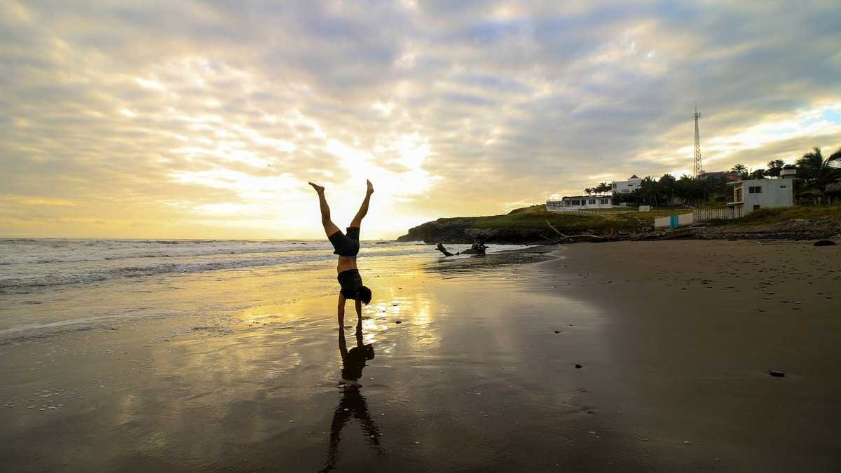 Séance de yoga et méditation du matin en plein air